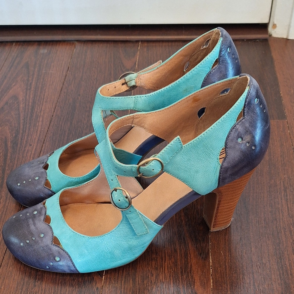 Miz Mooz Women's Teal and Navy Mary Jane Heeled Shoes - Picture 2 of 6